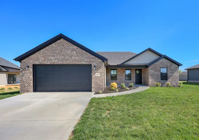 Homes for sale in Richmond, KY | 802 Mohawk Dr, Richmond, KY 40475 | MLS# 26010145