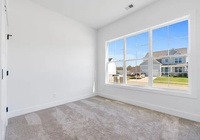 5th image of 108 Maple Lawn Cir, Nicholasville, KY 40356 | MLS# 26010134