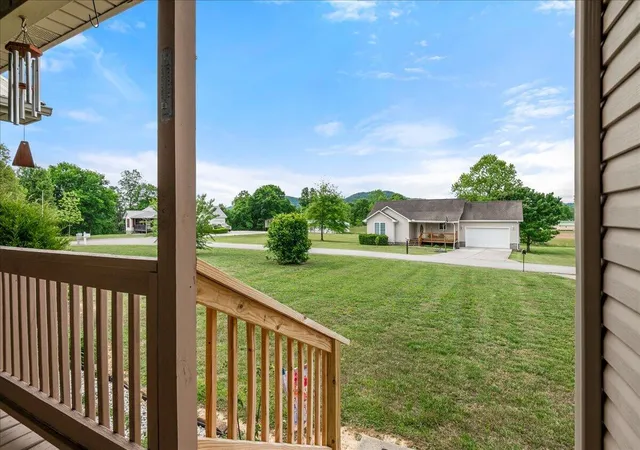 Homes for sale in Williamsburg, KY | 49 Deerfield Dr, Williamsburg, KY 40769 | MLS# 26010232