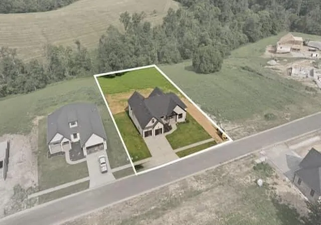 Photo 3 of Single family home for sale at 229 Brandenburg Way, Richmond, KY 40475 | MLS# 26010365 | Listing updated on 2026-09-14