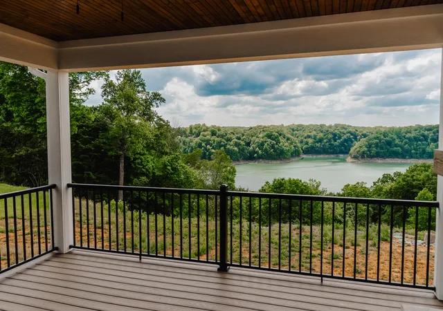 Homes for sale in Russell Springs, KY | 634 Beacon St, Russell Springs, KY 42642 | MLS# 26010679