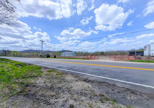 Photo 1 of Land for sale at 6235 S Highway 25, Williamsburg, KY 40769 | MLS# 26010652 | Listing updated on 2026-05-12