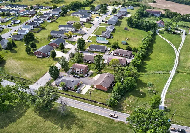 42nd image of 702 728 Parkway Ave, Harrodsburg, KY 40330 | MLS# 26011225