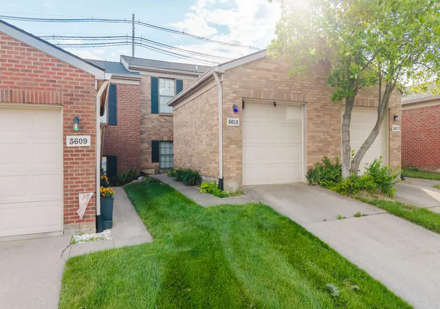 Single family home for sale at 3613 Squires Woods Way, Lexington, KY 40515 | MLS# 26010833