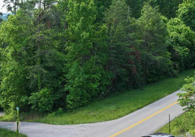 Homes for sale in Burnside, KY | 1005 Garland Rd, Burnside, KY 42519 | MLS# 26010841