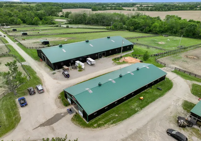 4th image of 2900 Winchester Rd, Paris, KY 40361 | MLS# 26011047