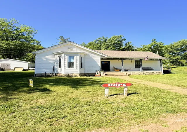 Homes for sale in Paris, KY | 3092 Cane Ridge Rd, Paris, KY 40361 | MLS# 26011251