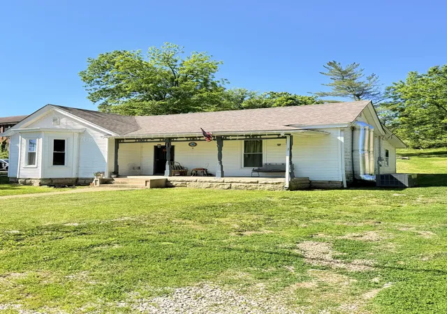 Homes for sale in Paris, KY | 3092 Cane Ridge Rd, Paris, KY 40361 | MLS# 26011251