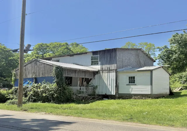 Homes for sale in Paris, KY | 3060 Cane Ridge Rd, Paris, KY 40361 | MLS# 26011254