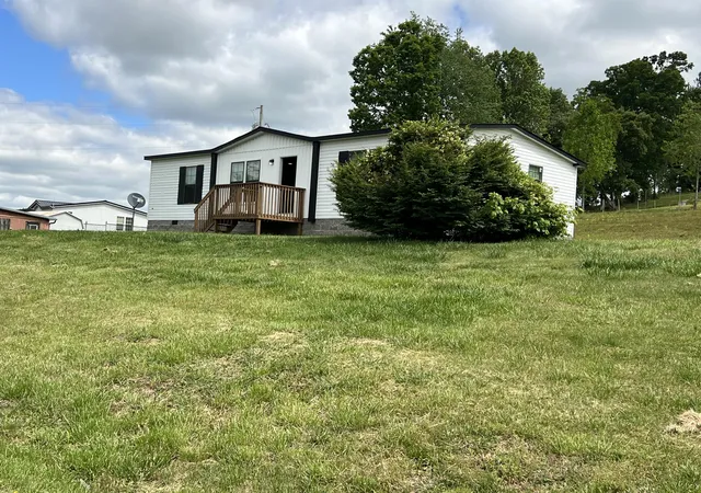 Homes for sale in Gray, KY | 31 Dean Ln, Gray, KY 40734 | MLS# 26010861