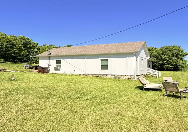 Homes for sale in Paris, KY | 3050 Cane Ridge Rd, Paris, KY 40361 | MLS# 26011252