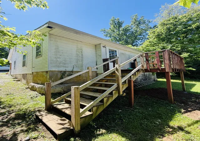 Homes for sale in Paris, KY | 3004 Cane Ridge Rd, Paris, KY 40361 | MLS# 26011256