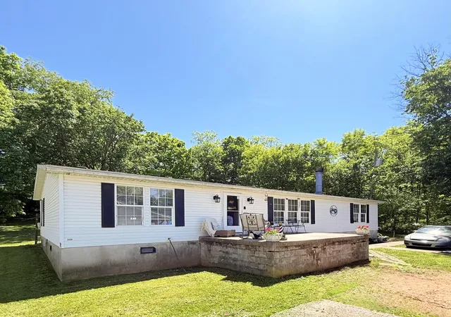 Homes for sale in Paris, KY | 3051 Cane Ridge Rd, Paris, KY 40361 | MLS# 26011250