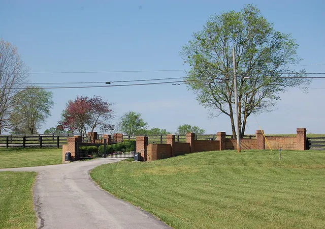 1st image of 2525 Clintonville Rd, Paris, KY 40361 | MLS# 26011173