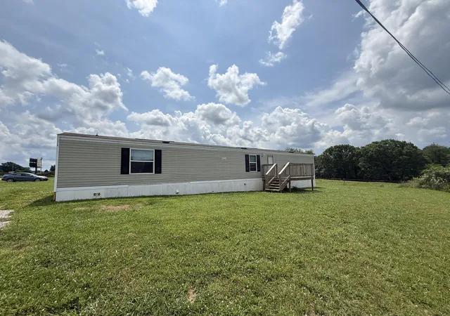 Photo 1 of Single family home for sale at 308 Taylor Brg Rd, London, KY 40744 | MLS# 26010890 | Listing updated on 2026-07-19
