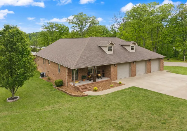 Homes for sale in Somerset, KY | 2105 Campground Rd, Somerset, KY 42503 | MLS# 26011217