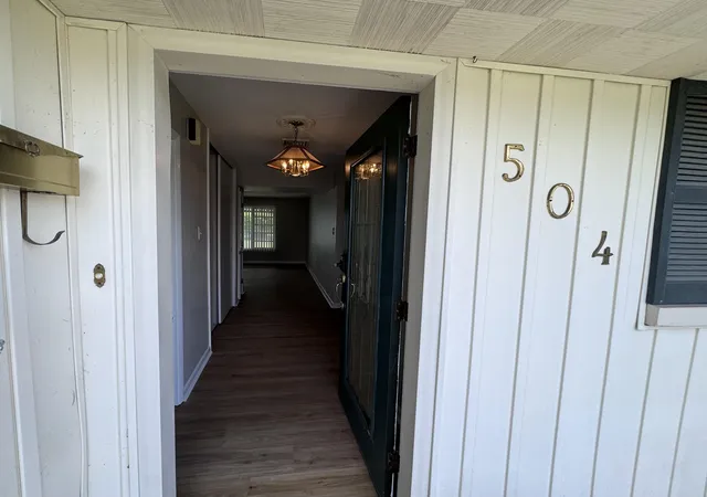 Photo 3 of Single family home for sale at 504 S Kentucky Ave, Corbin, KY 40701 | MLS# 26010990 | Listing updated on 2026-08-18
