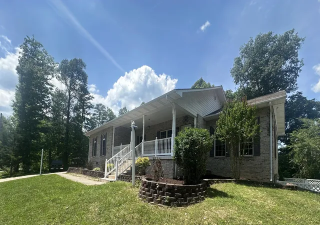 Homes for sale in Whitley City, KY | 34 Ross Jones Rd, Whitley City, KY 42653 | MLS# 26013733