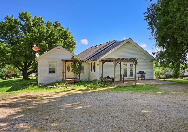 3rd image of 2886 Frankfort Pike, Georgetown, KY 40324 | MLS# 26010968