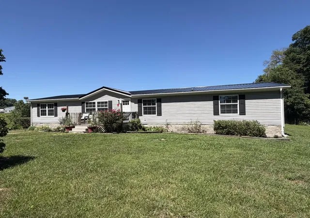 Homes for sale in Corbin, KY | 1195 State Hwy 3041, Corbin, KY 40701 | MLS# 26011186