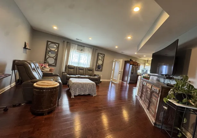 Photo 4 of Single family home for sale at 617 Fairfax Ln, Richmond, KY 40475 | MLS# 26011067 | Listing updated on 2026-10-09