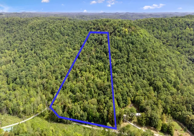 Homes for sale in Stanton, KY | 2047 Hatchers Creek Rd, Stanton, KY 40380 | MLS# 26010976