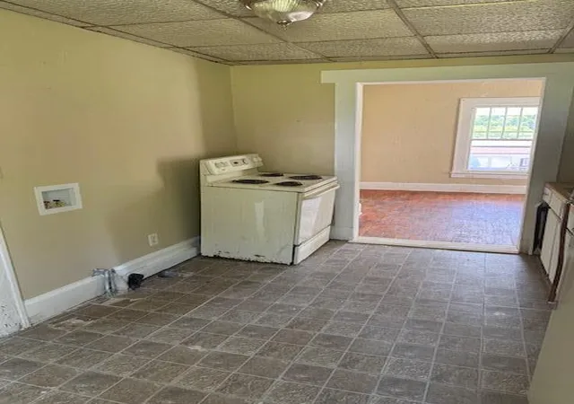 Homes for sale in Frankfort, KY | 814 Holmes St, Frankfort, KY 40601 | MLS# 26011221