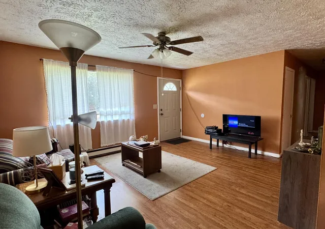 Photo 4 of Single family home for sale at 809 Boone Pl, Morehead, KY 40351 | MLS# 26011017 | Listing updated on 2026-10-13