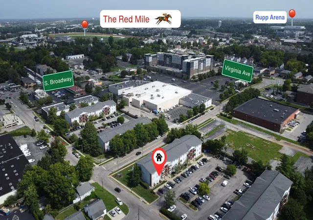 Photo 2 of Sale Pending at 209 Simpson Ave #201, Lexington, KY 40504 | MLS# 26011740 | Listing updated on 2026-09-04