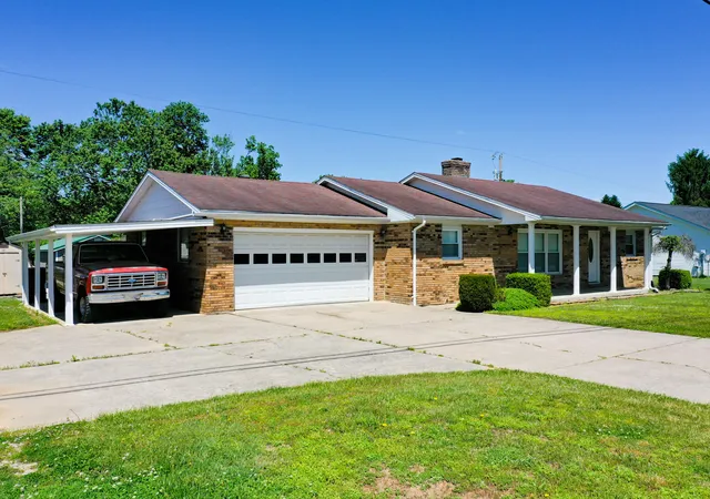 4th image of 2015 Old Whitley Rd, London, KY 40744 | MLS# 26011123