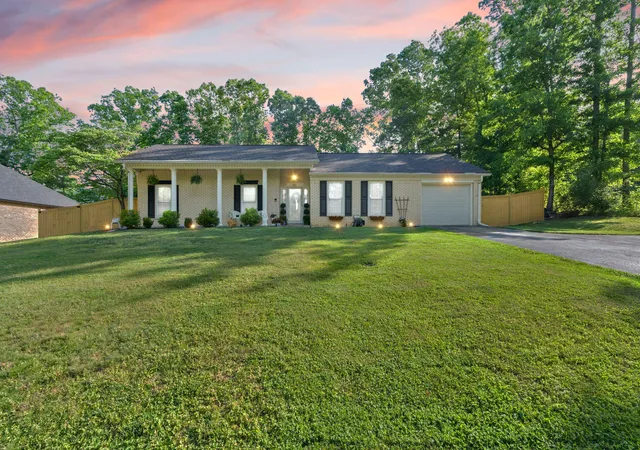 Homes for sale in Morehead, KY | 321 Circle Dr, Morehead, KY 40351 | MLS# 26011583