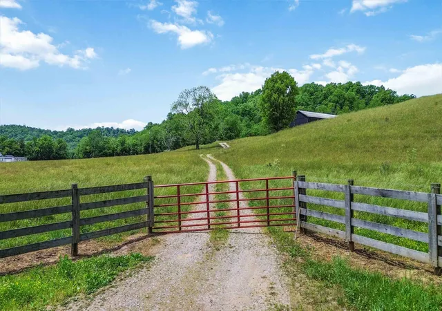 Photo 3 of Land for sale at 1490 Mule Shed Ln, Richmond, KY 40475 | MLS# 26011213 | Listing updated on 2026-10-13