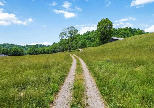 Photo 4 of Land for sale at 1490 Mule Shed Ln, Richmond, KY 40475 | MLS# 26011213 | Listing updated on 2026-10-13