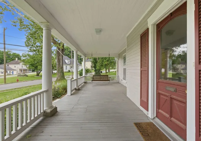 Homes for sale in Versailles, KY | 115 High St, Versailles, KY 40383 | MLS# 26011696