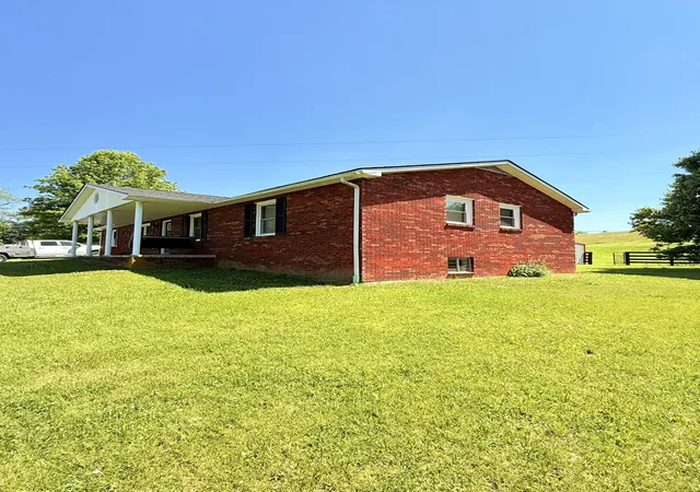 Homes for sale in Carlisle, KY | 3439 Upper Jackstown Rd, Carlisle, KY 40311 | MLS# 26011349