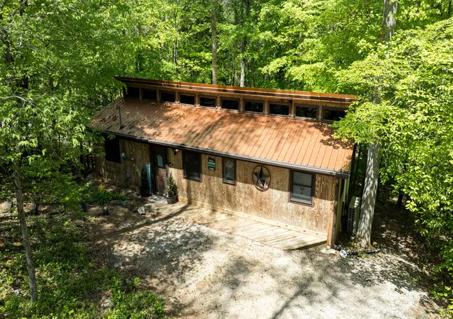 Photo 3 of Single family home for sale at 2040 Echo Point Rd, Bronston, KY 42518 | MLS# 26011321 | Listing updated on 2026-08-31