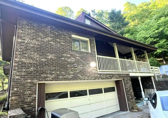 Photo 3 of Single family home for sale at 744 Woodland Hills, Harlan, KY 40831 | MLS# 26011508 | Listing updated on 2026-05-21