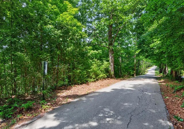Homes for sale in Harrodsburg, KY | 292 Lakeview Point, Harrodsburg, KY 40330 | MLS# 26013963
