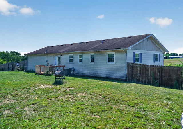 Photo 4 of Sale Pending at 530 Heaton Frd Rd, Science Hill, KY 42553 | MLS# 26011500 | Listing updated on 2026-06-15