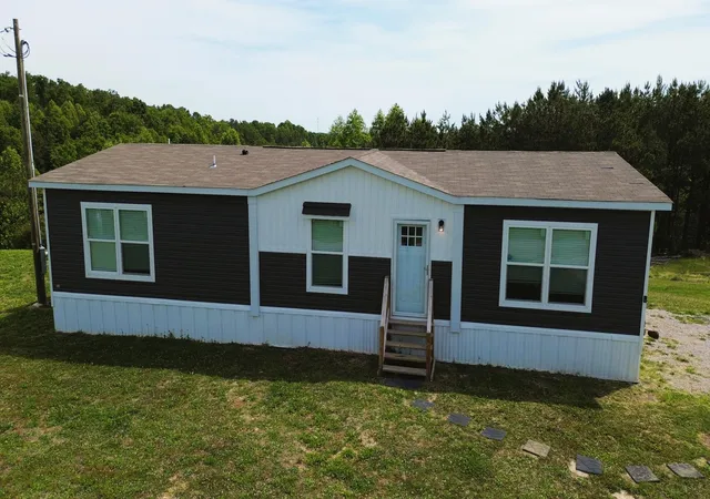 4th image of 1090 Adkins-Arthur Rd, Somerset, KY 42501 | MLS# 26011669