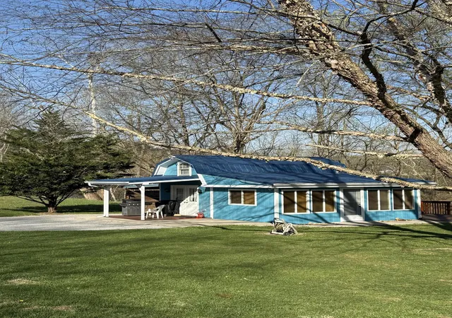 Homes for sale in Jamestown, KY | 532 Campbells Ferry Ln, Jamestown, KY 42629 | MLS# 26011398
