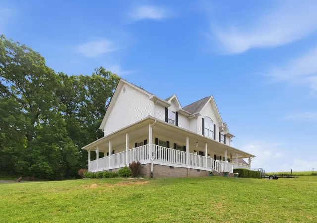 Homes for sale in Somerset, KY | 250 Shadow Oak Dr, Somerset, KY 42503 | MLS# 26011616