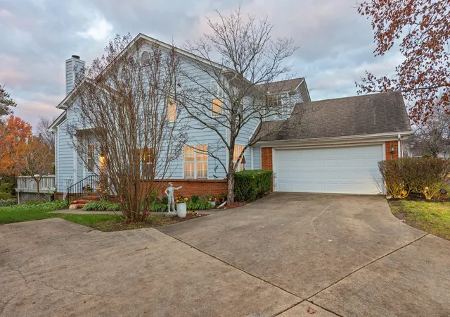 Photo 3 of Townhouse for sale at 1052 Griffin Gate Dr, Lexington, KY 40511 | MLS# 26011464 | Listing updated on 2026-07-13