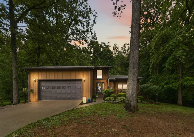 Homes for sale in Somerset, KY | 230 Whispering Oaks Dr, Somerset, KY 42503 | MLS# 26011718