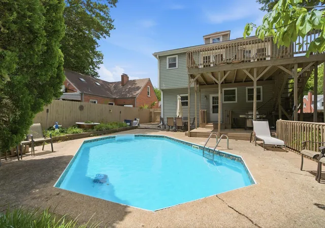 Photo 4 of Single family home for sale at 182 Bassett Ave, Lexington, KY 40502 | MLS# 26011512 | Listing updated on 2026-05-21