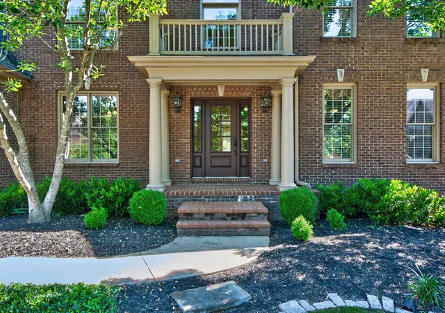 Photo 3 of Single family home for sale at 1201 Sebring Ln, Lexington, KY 40513 | MLS# 26012213 | Listing updated on 2026-07-01