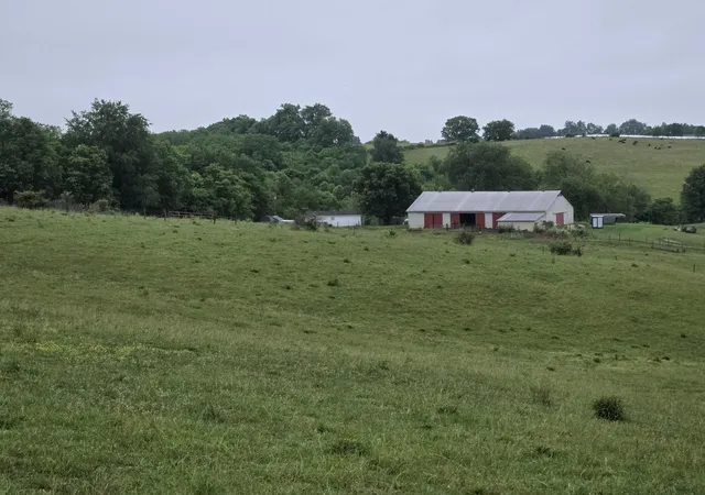Photo 4 of House for sale at 4430 State Hwy 1194, Stanford, KY 40484 | MLS# 26011788 | Listing updated on 2026-10-13