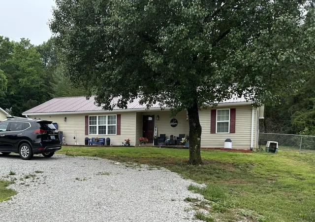 Homes for sale in Eubank, KY | 39 Dustin Ln, Eubank, KY 42567 | MLS# 26011691