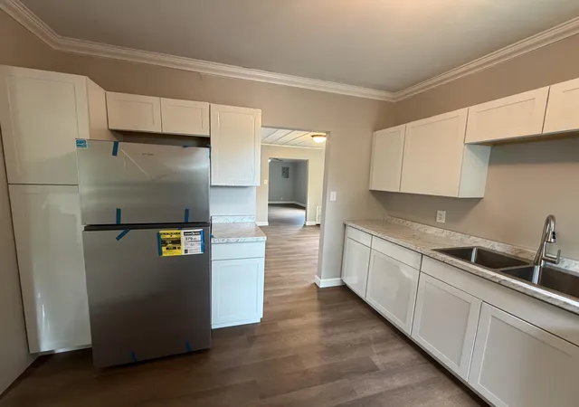 Photo 3 of Single family home for sale at 1003 Whitley Ave, Corbin, KY 40701 | MLS# 26011714 | Listing updated on 2026-09-23