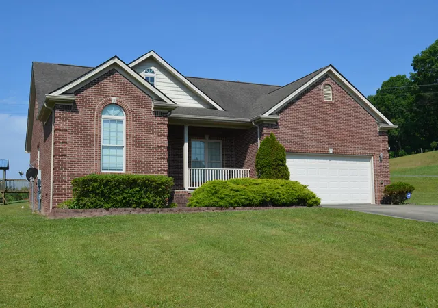 Homes for sale in Corbin, KY | 270 Wildwood Dr, Corbin, KY 40701 | MLS# 26011785